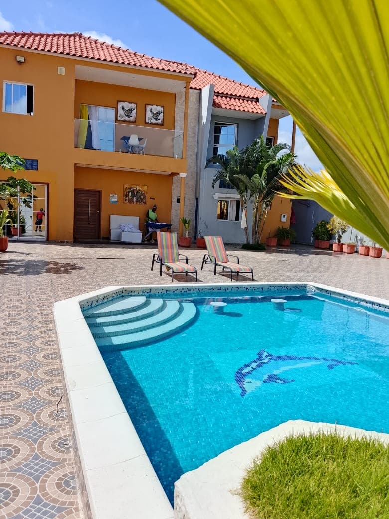 Vivenda Duplex V3 +1 no Bem fica Com piscina